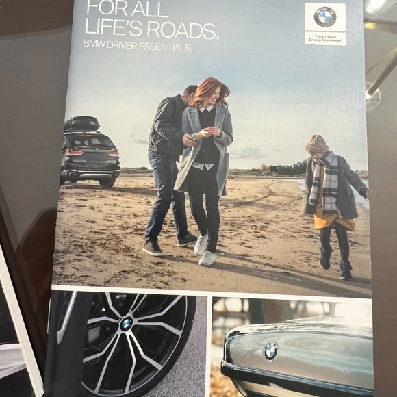 2020 BMW M5 Owner Manual and Service Guide with Portfolio! - Picture 5 of 9